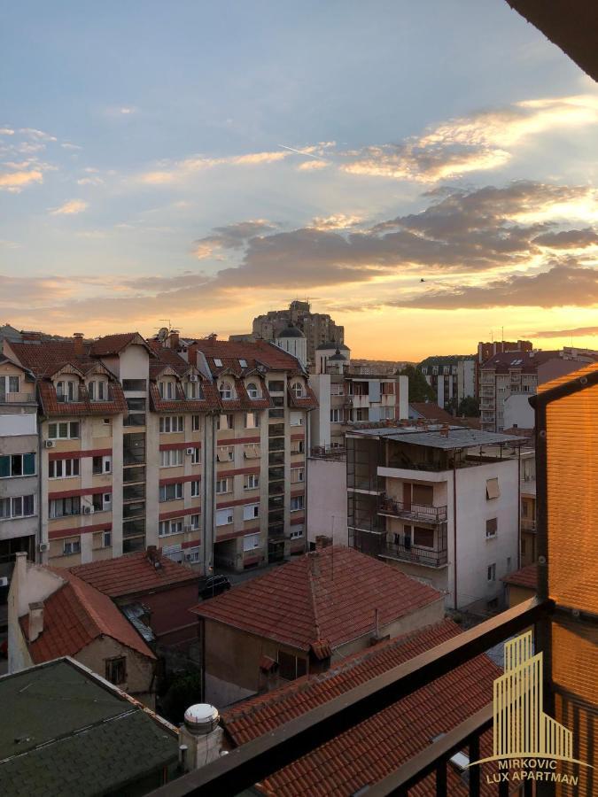 Mirkovic Lux Apartman Ni Exteriör bild