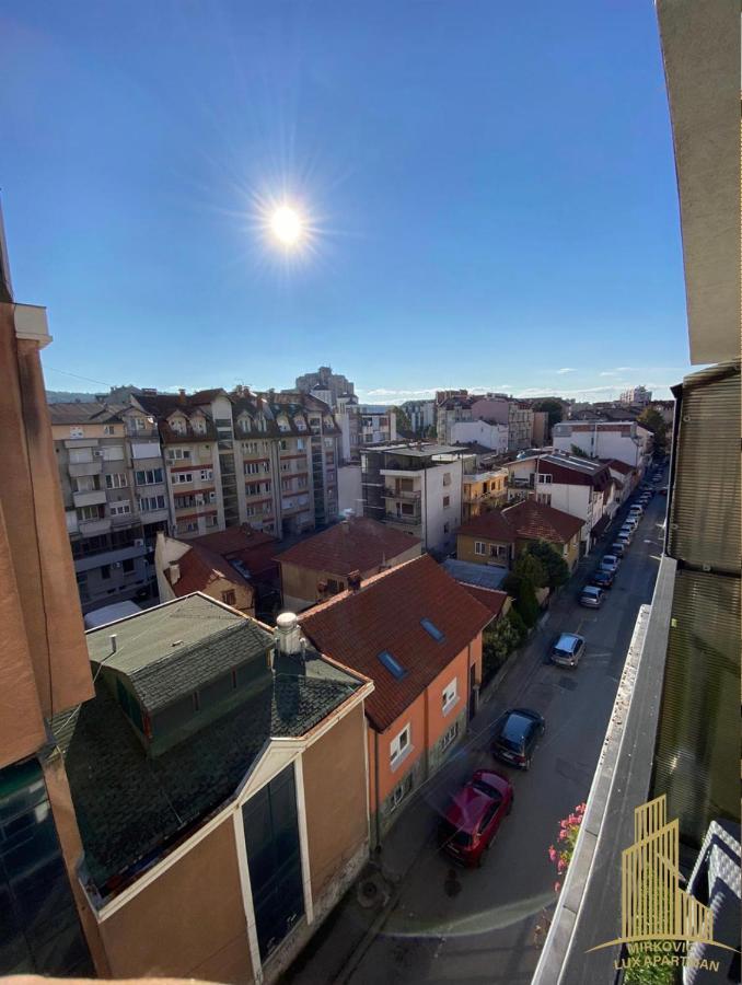 Mirkovic Lux Apartman Ni Exteriör bild